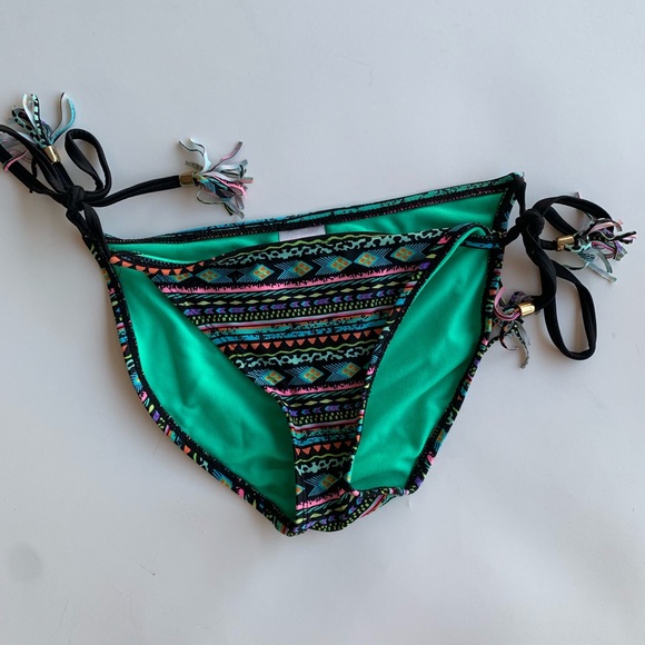 Xhilaration Swim wear - Picture 4 of 4